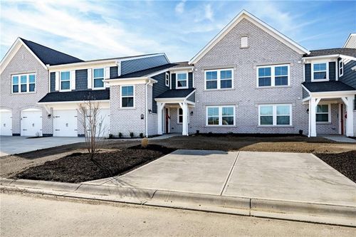 2673 Verdant Ln, Beavercreek Township, OH, 45324-3570 | Card Image