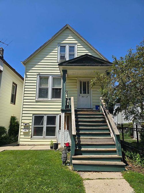 4602 N Karlov Ave, Chicago, IL, 60630-4303 | Card Image