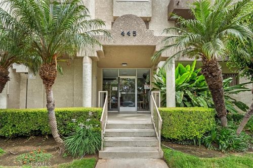 445 W 6th, Long Beach, CA, 90802 | Card Image