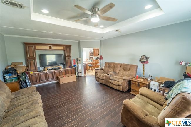 Spacious Living Room | Image 10