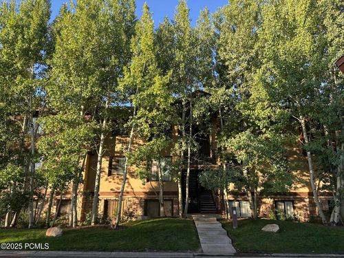 apt-e8-1600 Pinebrook Blvd, Park City, UT, 84098-8281 | Card Image