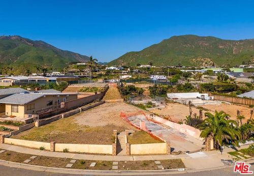 18431 Coastline Dr, Malibu, CA, 90265-5706 | Card Image