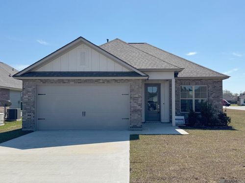 10440 Highcrest Dr, Denham Springs, LA, 70706-4504 | Card Image