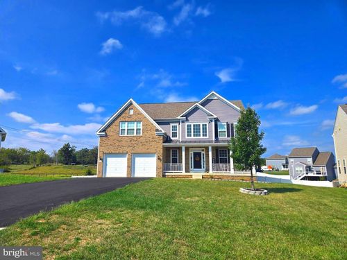 118 Bluebells Ct, CHARLES TOWN, WV, 25414-5733 | Card Image