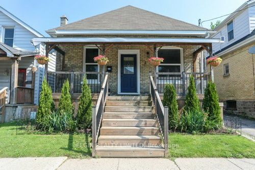 4 Antrim St, Saint Thomas, ON, N5P1S3 | Card Image
