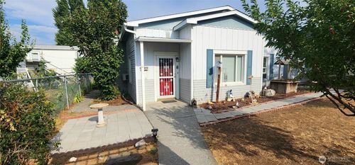 122 Ginkgo St N, Soap Lake, WA, 98851-9114 | Card Image