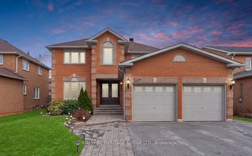 347 Alex Doner Dr, Newmarket, ON, L3X1G1 | Card Image