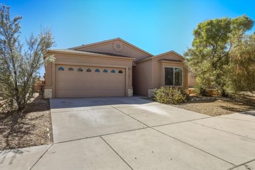 6208 Nueva Espana Rd Nw, Albuquerque, NM, 87114-6176 | Card Image