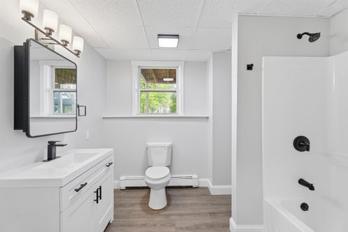 22 Farm Ln, Seabrook, NH, 03874-4205 | Card Image