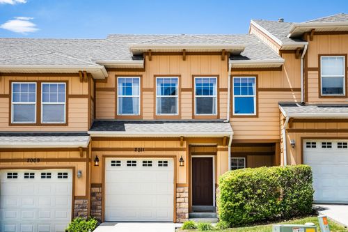 2011 E Stoneleigh Dr, Draper, UT, 84020-5633 | Card Image