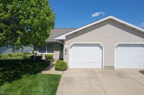 249 W Heatherwood Dr, Barberton, OH, 44203-8636 | Card Image