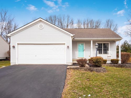 418 Flat River St, Pickerington, OH, 43147-7915 | Card Image
