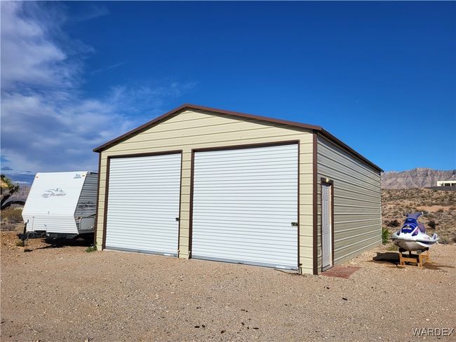 Garage | Image 45