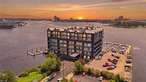 504-40 Rader St, Norfolk, VA, 23510-1037 | Card Image