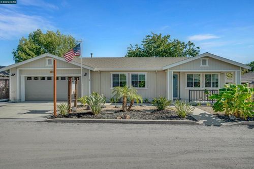 6911 Brentwood Blvd, Brentwood, CA, 94513-2182 | Card Image