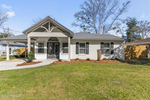 614 Clark Avenue, Ocean Springs, MS, 39564 | Card Image