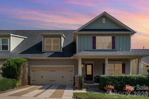 131 Aztec Cir, Mooresville, NC, 28117-6056 | Card Image