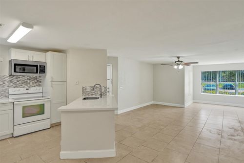 918-12650 Vista Isles Dr, Plantation, FL, 33325-1330 | Card Image