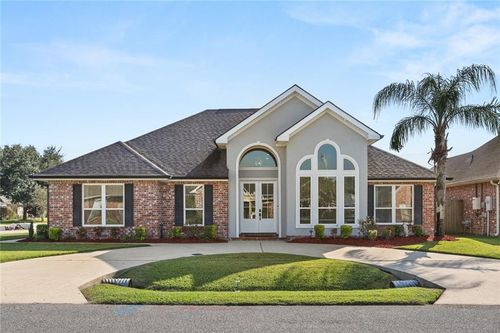 218 Hawthorn Dr, Luling, LA, 70070-3077 | Card Image