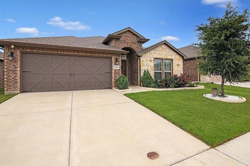 6409 Crownmere Dr, Aubrey, TX, 76227-2362 | Card Image