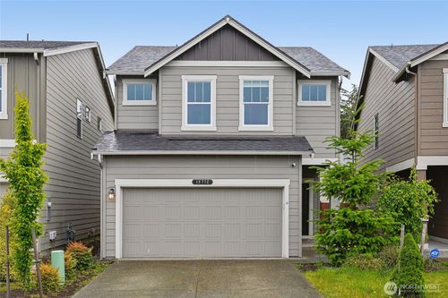 995-18772 Lipoma Pl E, Puyallup, WA, 98374-4565 | Card Image