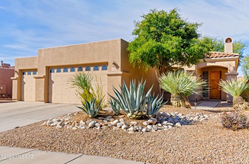 6321 N Via Lomas De Paloma, Tucson, AZ, 85718-3387 | Card Image