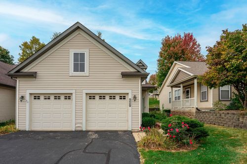 2517 Sandhutton Ave, Rockford, IL, 61108-8064 | Card Image