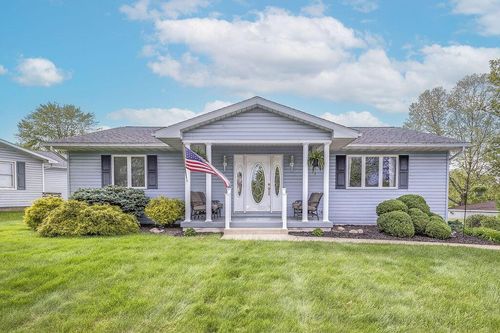 1080 Apple Valley Dr, Howard, OH, 43028-9725 | Card Image