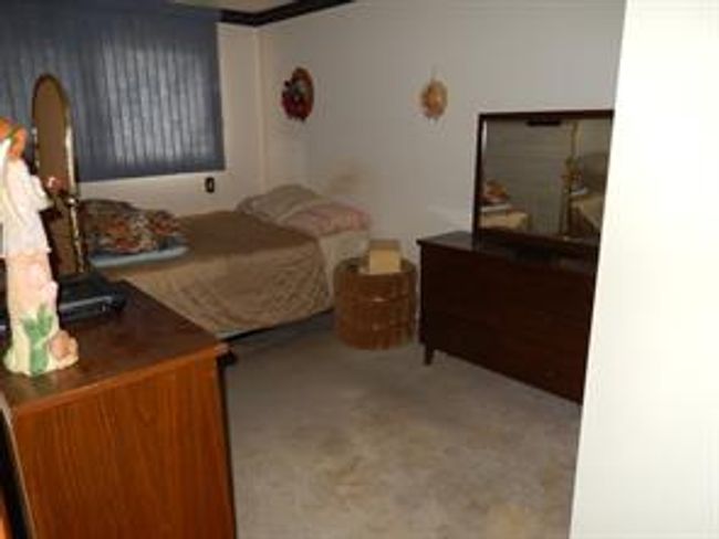 1251 St Charles Rd N, House detached with 4 bedrooms, 2 bathrooms and null parking in Lethbridge AB | Image 18