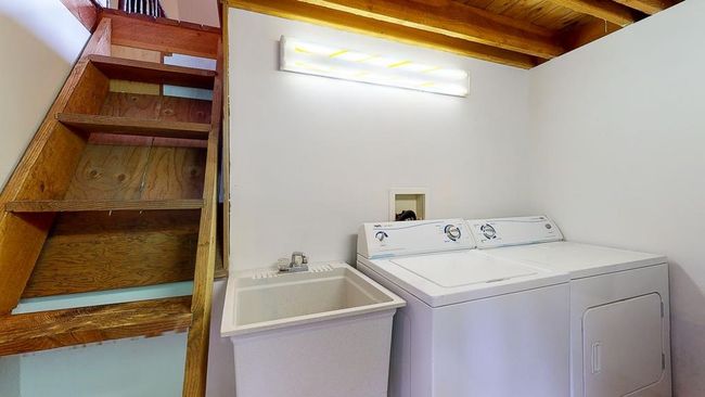722 W Bay Rd, House other with 3 bedrooms, 1 bathrooms and null parking in Gambier Island BC | Image 25