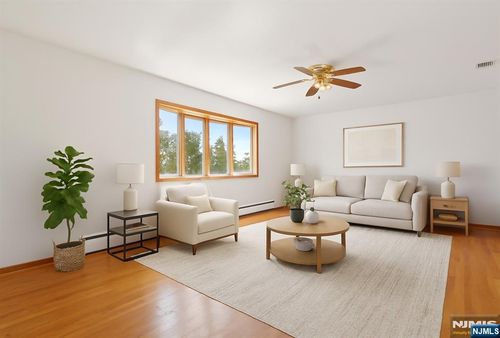 257 Cliff St, Wood Ridge, NJ, 07075-1301 | Card Image