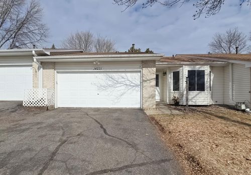 14231 Glencove Trl, Apple Valley, MN, 55124-5501 | Card Image