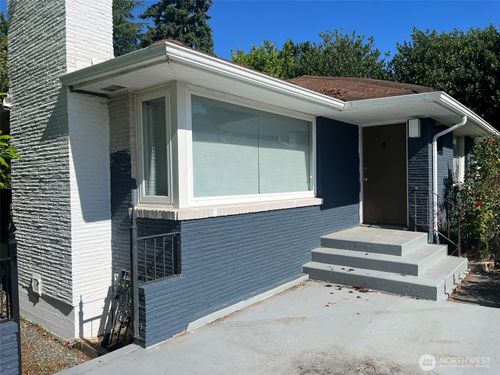 6925 52nd Ave S, Seattle, WA, 98118-3406 | Card Image