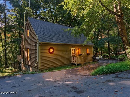 126 Winterberry Drive, Milford, PA, 18337 | Card Image