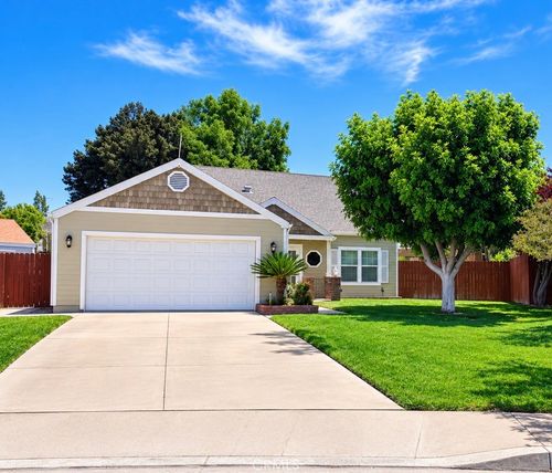 940 Torrey Pine, Colton, CA, 92324 | Card Image