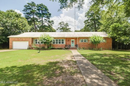 221 Third St S, Wiggins, MS, 39577-2808 | Card Image