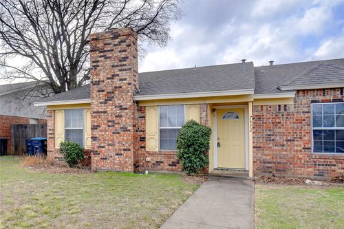 7472 Tiffany Meadows Ln, Fort Worth, TX, 76140-2406 | Card Image