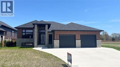 108 Hazel Cres, Kingsville, ON, N9Y0A9 | Card Image