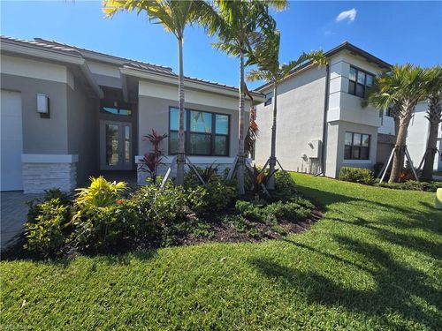 20176 Camellia Crosse Ln, ESTERO, FL, 33928 | Card Image