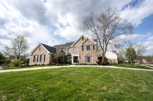 10456 Stonegate Drive, Fishers, IN, 46040 | Card Image