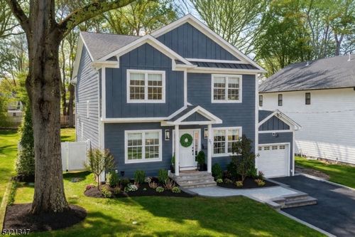 77 Commonwealth Ave, New Providence, NJ, 07974-1707 | Card Image