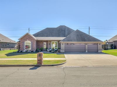 6209 Sawgrass Drive, House other with 4 bedrooms, 3 bathrooms and null parking in Bartlesville OK | Image 1