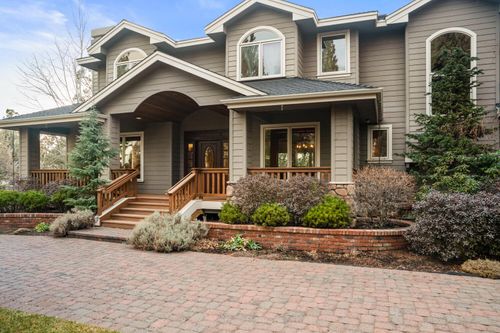 61445 Gosney Rd, Bend, OR, 97702-9265 | Card Image