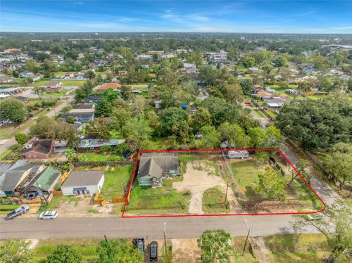 a-7206 Helmers St, Houston, TX, 77022-3732 | Card Image