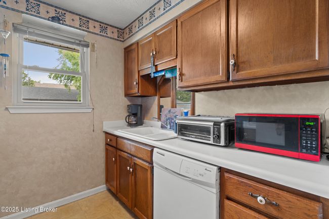 710 Victoria Ct, House other with 2 bedrooms, 1 bathrooms and null parking in New Albany IN | Image 8