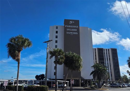 apt-710-10355 Paradise Blvd, TREASURE ISLAND, FL, 33706-3132 | Card Image