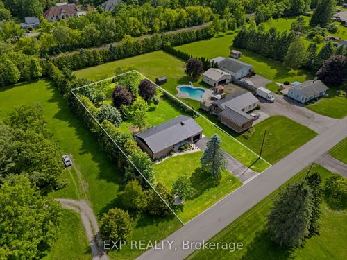 120 Huron Ave, Komoka, ON, N0L1R0 | Card Image
