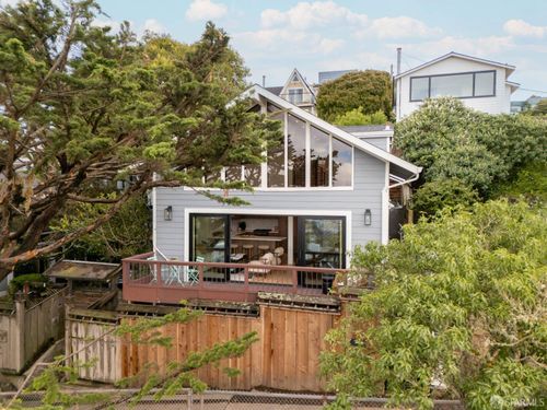 126 Mullen Ave, San Francisco, CA, 94110-5330 | Card Image