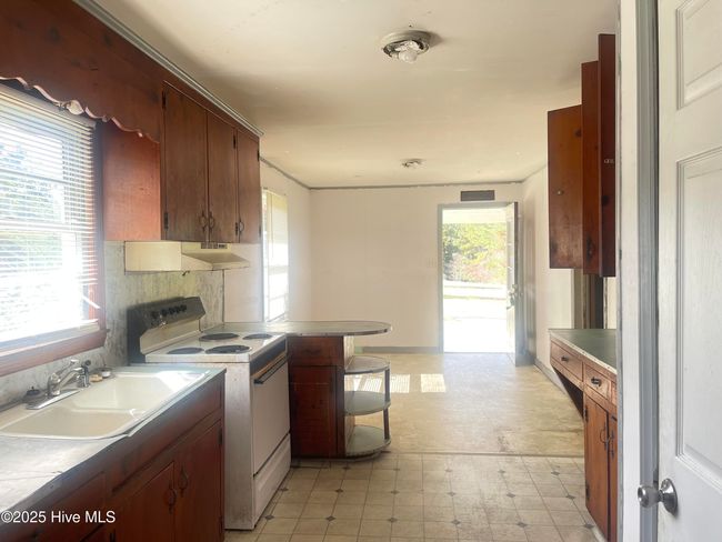 2023 Nc Highway 211, House other with 4 bedrooms, 2 bathrooms and null parking in Eagle Springs NC | Image 16