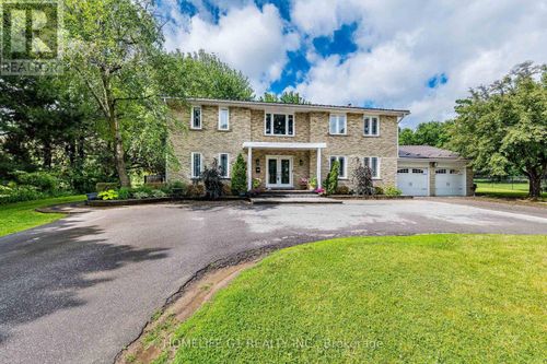 17 Crescent Hill Dr S, Brampton, ON, L6S2P4 | Card Image